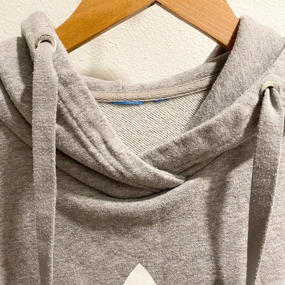 Adidas Adicolor Trefoil Drawcord-Adjustable Hoodie in Medium Grey Heather - Picture 5 of 5